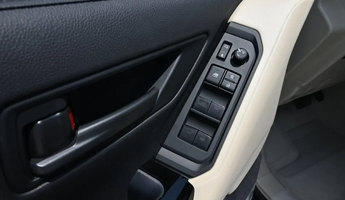 2026 TOYOTA LAND CRUISER 300 GXR-1 V6 3.5L PETROL 7-SEATER AT