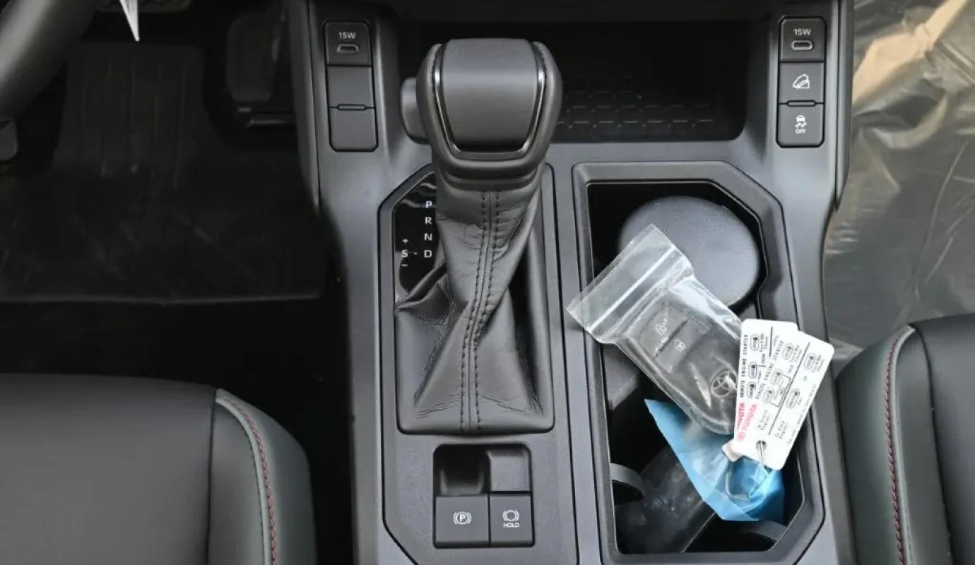 2026 TOYOTA RAV4 HYBRID ADVENTURE 2.5L AWD 5-SEATER AT